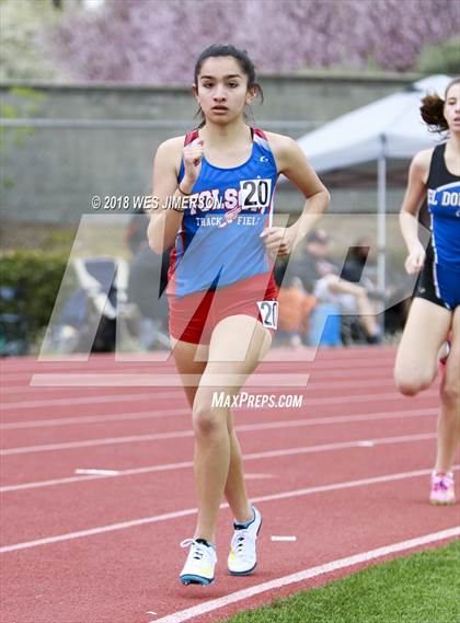 Thumbnail 1 in 4th Annual Randy Sturgeon Invitational  (Girls 1600) photogallery.