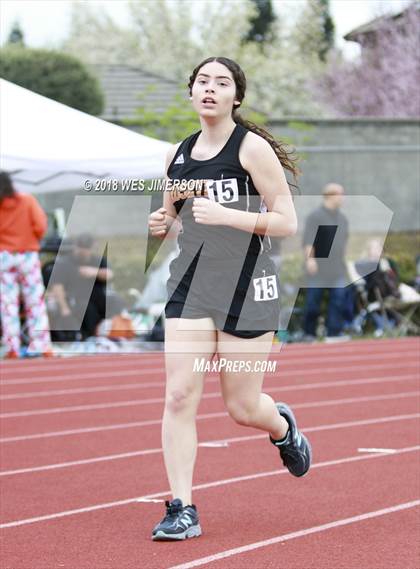 Thumbnail 3 in 4th Annual Randy Sturgeon Invitational  (Girls 1600) photogallery.