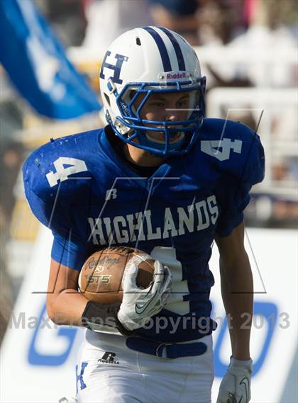 Thumbnail 3 in University Christian @ Highlands (Crosstown Showdown) photogallery.