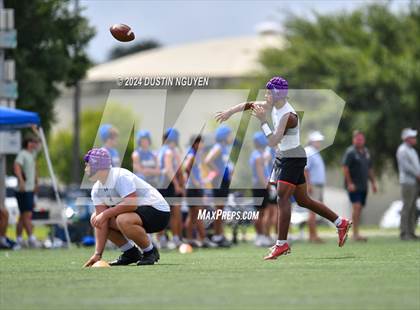 Thumbnail 2 in DeSoto vs. Anna (Texas State 7 on 7 Tournament) photogallery.