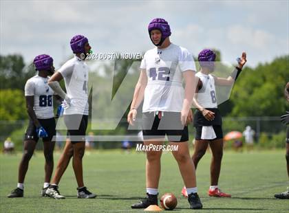 Thumbnail 1 in DeSoto vs. Anna (Texas State 7 on 7 Tournament) photogallery.