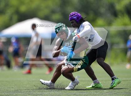 Thumbnail 2 in DeSoto vs. Anna (Texas State 7 on 7 Tournament) photogallery.