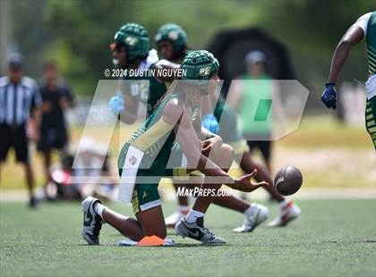 Thumbnail 1 in DeSoto vs. Anna (Texas State 7 on 7 Tournament) photogallery.