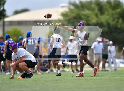 Thumbnail 2 in DeSoto vs. Anna (Texas State 7 on 7 Tournament) photogallery.