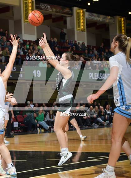 Thumbnail 2 in Westlake vs Pleasantville (NYSPHSAA Section 1 Class B Semifinal) photogallery.