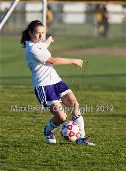 Thumbnail 2 in Riverbank vs. Escalon photogallery.