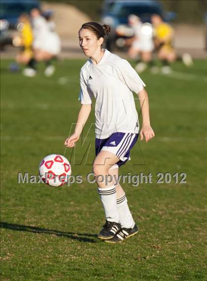 Thumbnail 2 in Riverbank vs. Escalon photogallery.