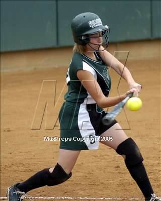 Thumbnail 3 in Flintridge Prep vs. Pomona Catholic (D5 Sec. Final) photogallery.