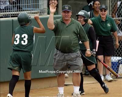 Thumbnail 3 in Flintridge Prep vs. Pomona Catholic (D5 Sec. Final) photogallery.