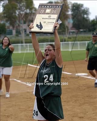 Thumbnail 2 in Flintridge Prep vs. Pomona Catholic (D5 Sec. Final) photogallery.
