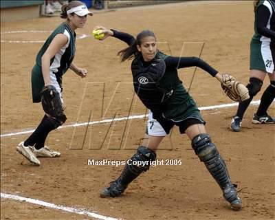Thumbnail 3 in Flintridge Prep vs. Pomona Catholic (D5 Sec. Final) photogallery.