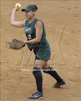 Thumbnail 3 in Flintridge Prep vs. Pomona Catholic (D5 Sec. Final) photogallery.