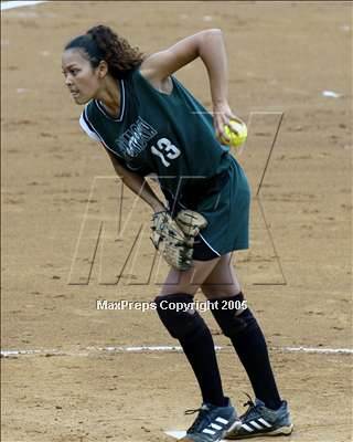 Thumbnail 3 in Flintridge Prep vs. Pomona Catholic (D5 Sec. Final) photogallery.