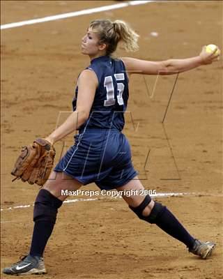 Thumbnail 2 in Flintridge Prep vs. Pomona Catholic (D5 Sec. Final) photogallery.
