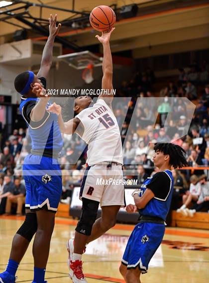 Thumbnail 2 in St. Rita vs. Vashon (Kevin Brown Memorial Tournament of Champions) photogallery.