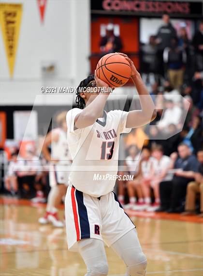 Thumbnail 3 in St. Rita vs. Vashon (Kevin Brown Memorial Tournament of Champions) photogallery.