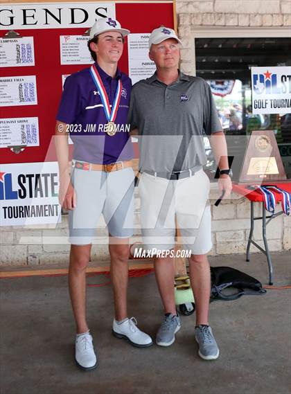 Thumbnail 1 in UIL 4A Boys Golf Final Awards photogallery.