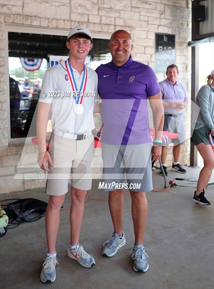 Thumbnail 3 in UIL 4A Boys Golf Final Awards photogallery.