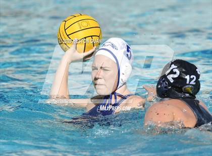 Thumbnail 3 in Santa Margarita vs. Newport Harbor (Irvine SoCal Championships) photogallery.