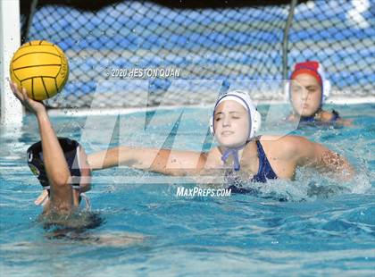 Thumbnail 2 in Santa Margarita vs. Newport Harbor (Irvine SoCal Championships) photogallery.