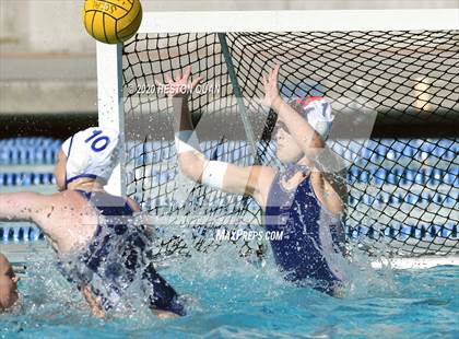 Thumbnail 3 in Santa Margarita vs. Newport Harbor (Irvine SoCal Championships) photogallery.