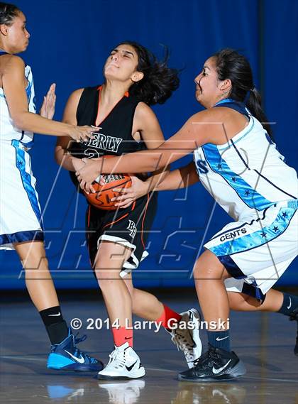 Thumbnail 1 in Beverly Hills @ Saugus photogallery.