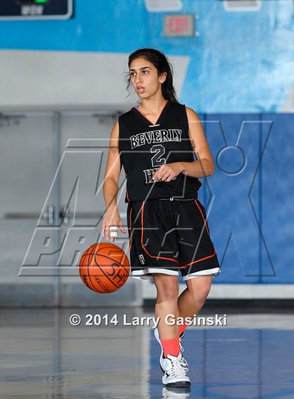 Thumbnail 3 in Beverly Hills @ Saugus photogallery.