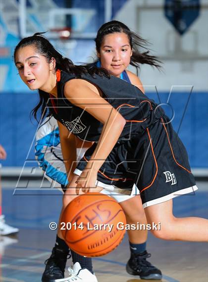 Thumbnail 2 in Beverly Hills @ Saugus photogallery.