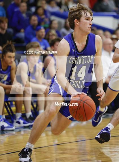 Thumbnail 3 in Covington Catholic @ Newport Central Catholic photogallery.