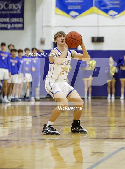 Thumbnail 2 in Covington Catholic @ Newport Central Catholic photogallery.