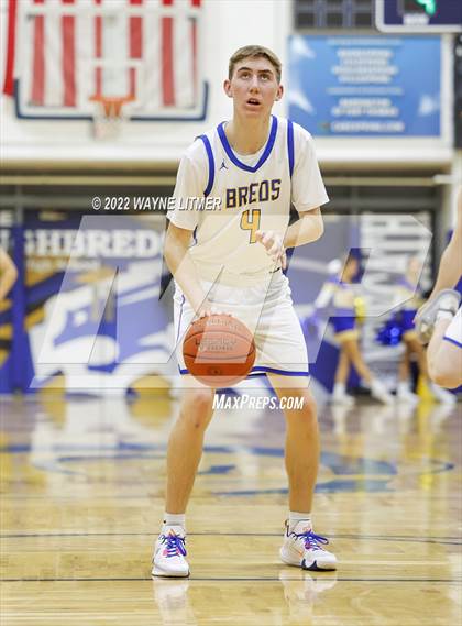 Thumbnail 2 in Covington Catholic @ Newport Central Catholic photogallery.