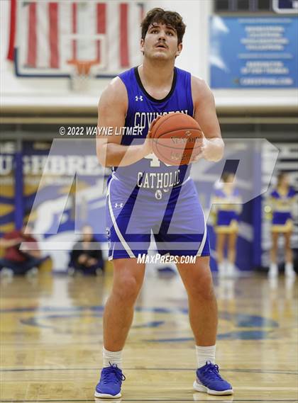 Thumbnail 2 in Covington Catholic @ Newport Central Catholic photogallery.