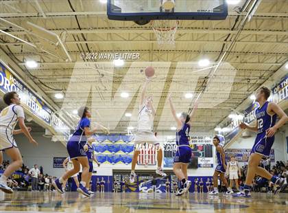 Thumbnail 2 in Covington Catholic @ Newport Central Catholic photogallery.