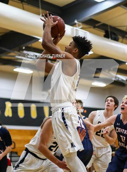 Thumbnail 1 in Central Valley vs. Newport photogallery.