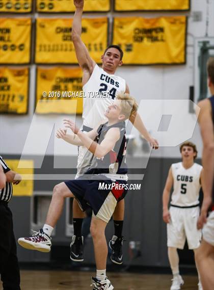 Thumbnail 2 in Central Valley vs. Newport photogallery.