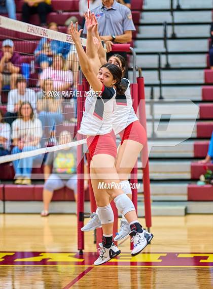 Thumbnail 3 in Clear Brook @ Deer Park photogallery.