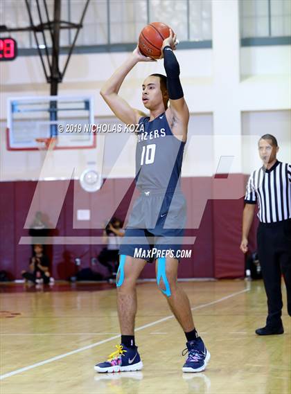 Thumbnail 2 in Rancho Christian vs. Sierra Canyon (Battle of the Valleys) photogallery.