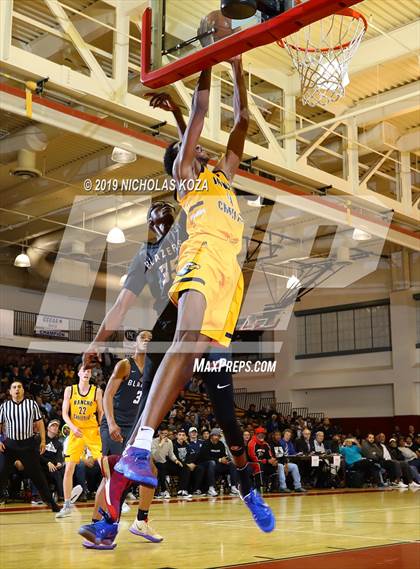 Thumbnail 2 in Rancho Christian vs. Sierra Canyon (Battle of the Valleys) photogallery.