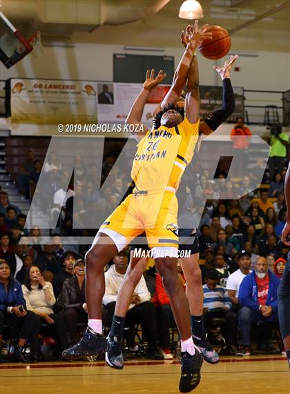Thumbnail 2 in Rancho Christian vs. Sierra Canyon (Battle of the Valleys) photogallery.