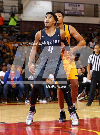Thumbnail 2 in Rancho Christian vs. Sierra Canyon (Battle of the Valleys) photogallery.
