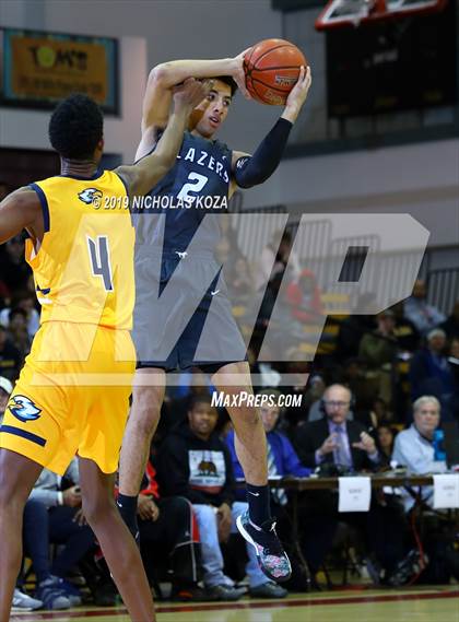 Thumbnail 2 in Rancho Christian vs. Sierra Canyon (Battle of the Valleys) photogallery.