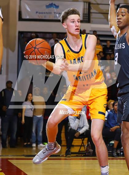 Thumbnail 2 in Rancho Christian vs. Sierra Canyon (Battle of the Valleys) photogallery.