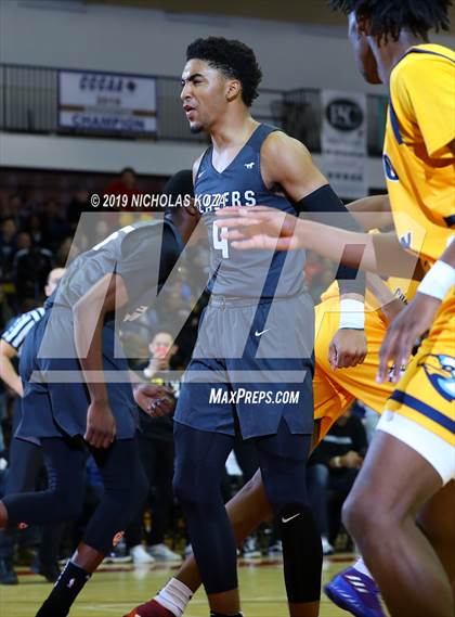 Thumbnail 2 in Rancho Christian vs. Sierra Canyon (Battle of the Valleys) photogallery.