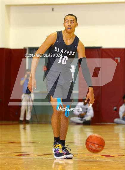 Thumbnail 3 in Rancho Christian vs. Sierra Canyon (Battle of the Valleys) photogallery.