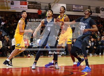 Thumbnail 2 in Rancho Christian vs. Sierra Canyon (Battle of the Valleys) photogallery.