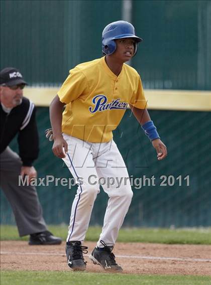 Thumbnail 2 in Rodriguez vs. Benicia (CIF SJS D3 Final) photogallery.