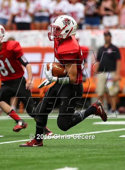 Thumbnail 3 in Vernon-Verona-Sherrill @ Notre Dame (Kickoff Classic) photogallery.