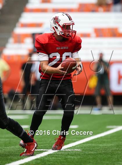 Thumbnail 1 in Vernon-Verona-Sherrill @ Notre Dame (Kickoff Classic) photogallery.