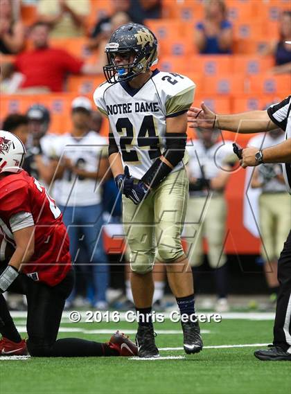 Thumbnail 3 in Vernon-Verona-Sherrill @ Notre Dame (Kickoff Classic) photogallery.