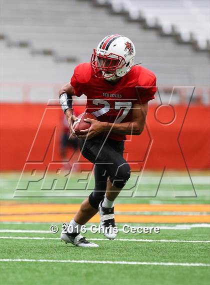 Thumbnail 2 in Vernon-Verona-Sherrill @ Notre Dame (Kickoff Classic) photogallery.